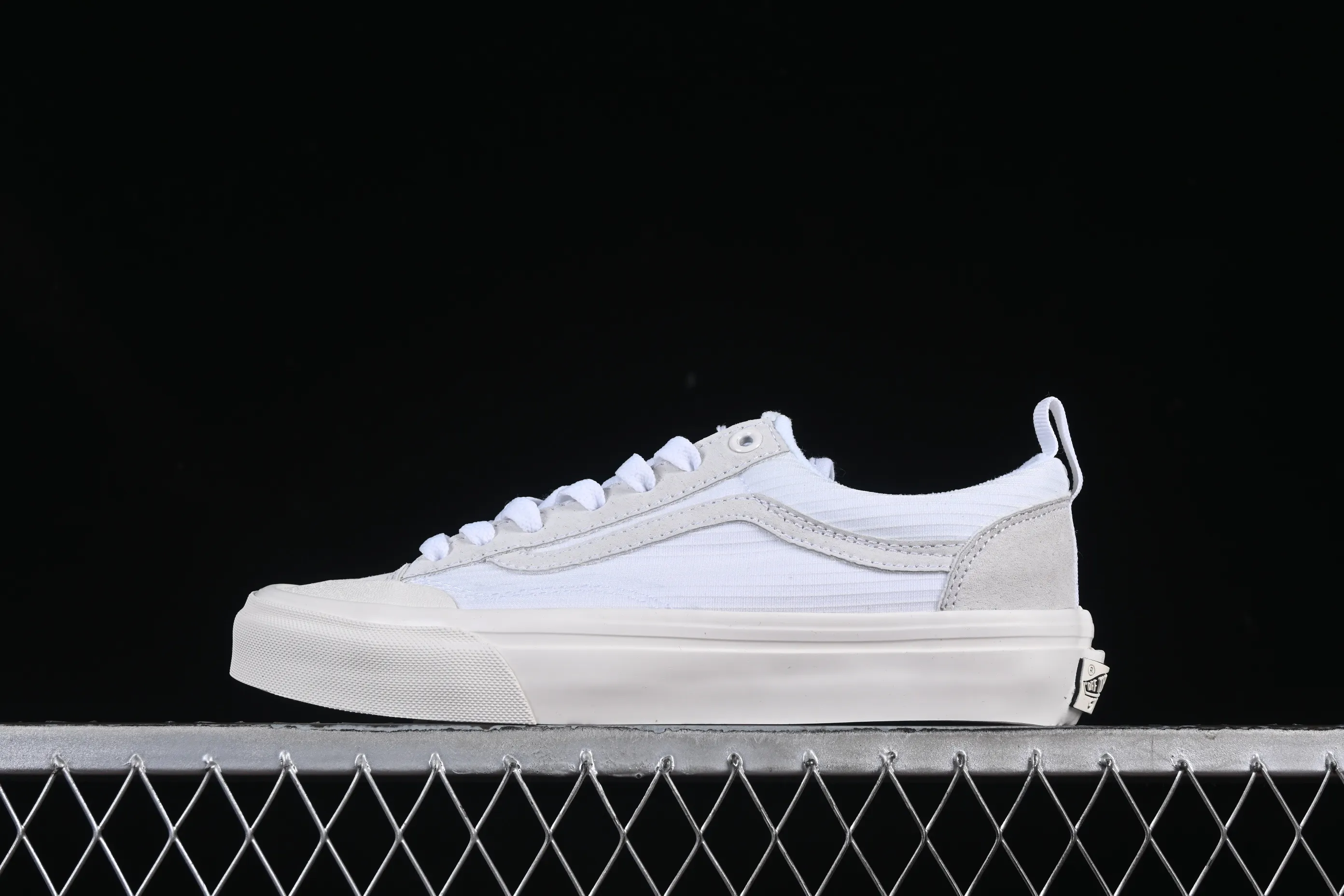 All categories Vans Vans series Vans Low Vans low-top Vans Style 36 Decon SF half-moon toe killer whale vulcanized sneakers VN000SHM07F